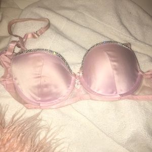 Padded pink bra